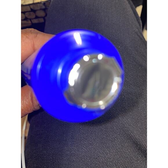 Kiehl's Close-Shavers Squadron White Eagle Ultimate Brushless Shave Cream 2.5 oz - Picture 3 of 3